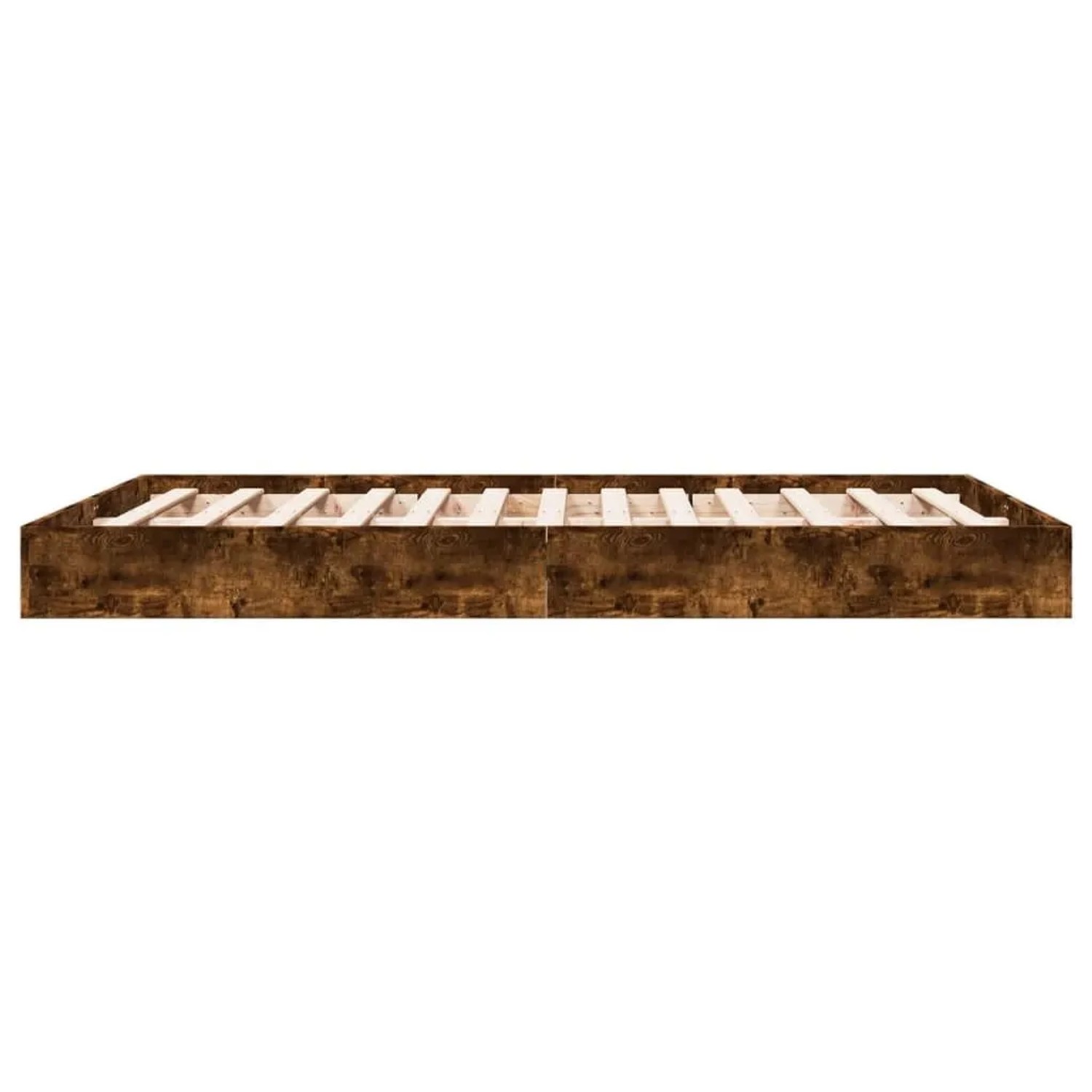 vidaXL Bettgestell Räuchereiche 140x200 cm aus Holzwerkstoff mit Lattenrost, Seitenansicht auf weißem Hintergrund.