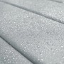 Detailaufnahme: Graue, lasierte Holzbohlen mit Wassertropfen des Weka Gartenhaus Angolo A.