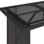Schwarzer vidaXL Gartentisch mit Glasplatte aus Poly Rattan, 110x68x70 cm.
