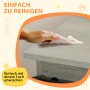 Reinigung des grauen PawHut Hundekäfigs mit Tuch. Pflegeleichte Hundehütte.