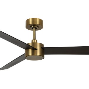 Energiespar Deckenventilator Climate IV in Messing-Optik mit drei Flügeln und Fernbedienung.