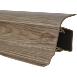 Kunststoff Sockelleiste Classic 50 in Akazie Dunkel, 25x50 mm, für sauberen Wandabschluss.
