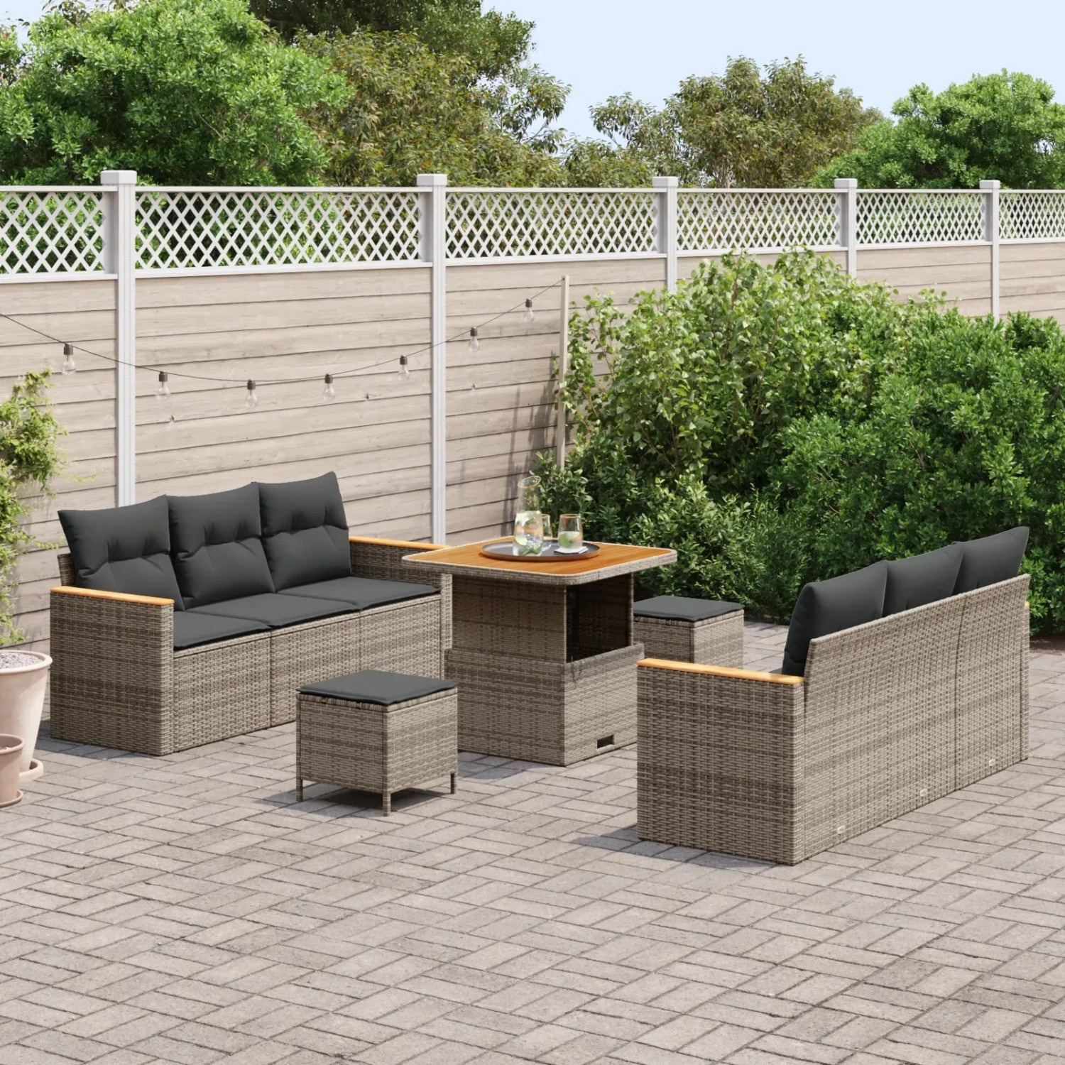 Graues 9-teiliges vidaXL Garten-Sofa-Set aus Poly Rattan mit Kissen für Terrasse und Garten.