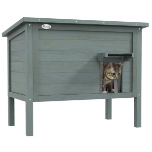 Dunkelgraues PawHut Katzenhaus aus Tannenholz mit schrägem Dach und Katze am Eingang. Gemütlicher Rückzugsort.