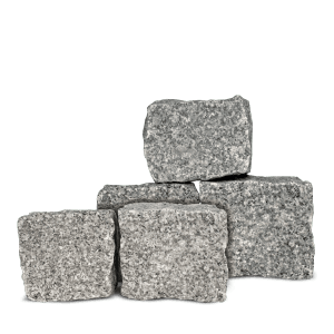 Graue Galamio Granitpflastersteine (15/17) gespalten, gestapelt.