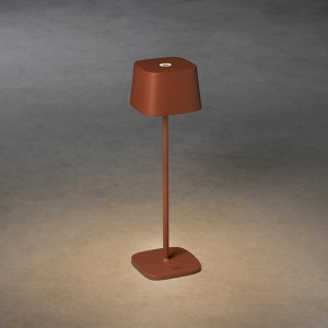Konstsmide LED-Tischleuchte Capri in Terrakotta, ideal als Deko-Leuchte für Innen und Außen.