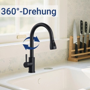 Schwarze AICA Küchenarmatur mit ausziehbarer Brause und 360° Drehung.