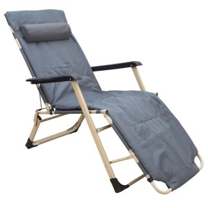 Grauer AMANKA Campingstuhl mit Auflage, verstellbar in Liegeposition.