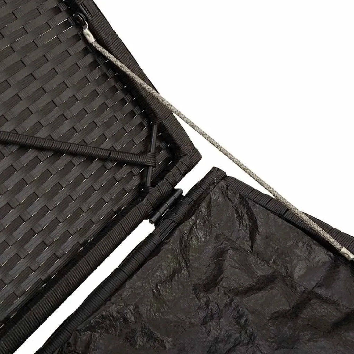 Detailansicht: Schwarze vidaXL Kissenbox aus Poly-Rattan, Aufbewahrung für Garten & Terrasse.