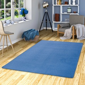 Blauer Snapstyle Trend Velours Teppich Joy (80x400cm) im Wohnraum.