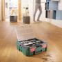 Offene Bosch Systembox mit 241 Zubehören für Akkubohrschrauber EasyDrill 18V-40 auf Holzboden.