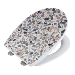 WC-Sitz Terrazzo Thermoplast, hochglänzend mit Absenkautomatik.