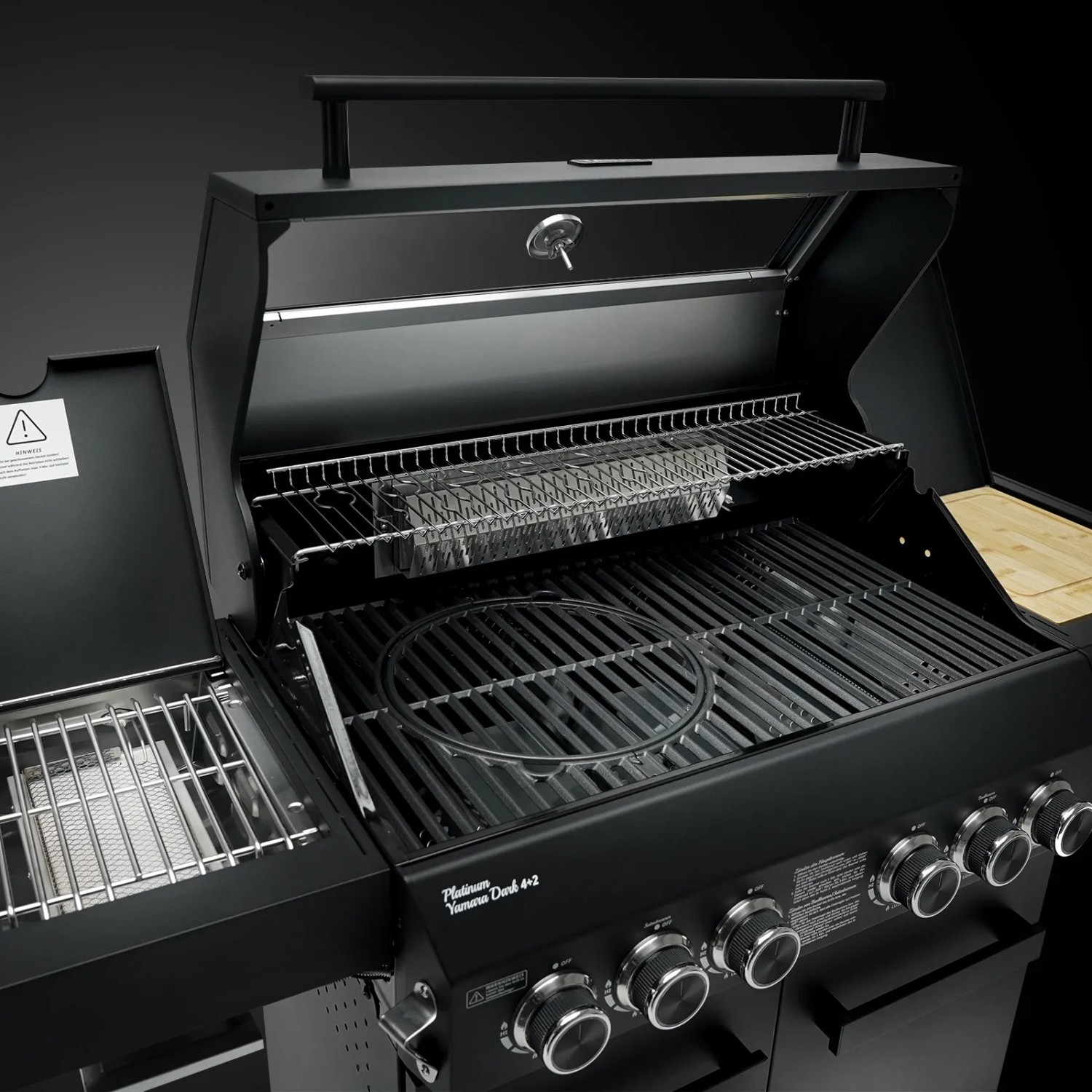 Schwarzer Taino Platinum Yamara Dark 4+2 Gasgrill mit 4 Brennern, Sear- und Backburner.
