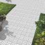 Verlegte Florco Naturstein Klickfliese Stone Granit, 30x30cm, im Garten.