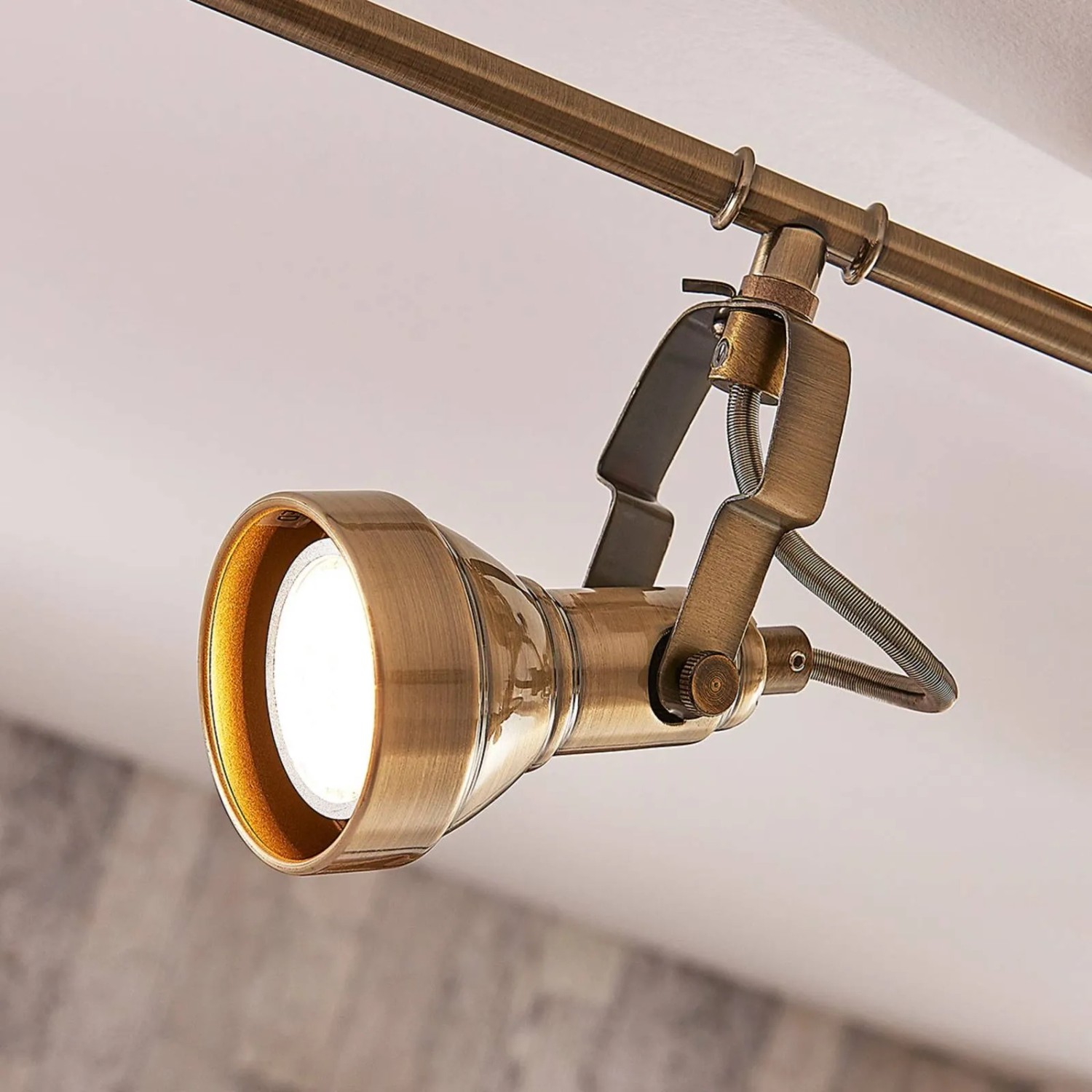 Retro Deckenlampe Perseas in Bronze, 4-flammig, für Wohnzimmer im Vintage-Stil.