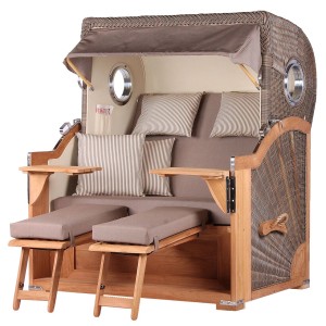 Komplettset: Grauer Strandkorb Königssee aus Teakholz mit Bullauge, Fußstützen und Bistrotischen.