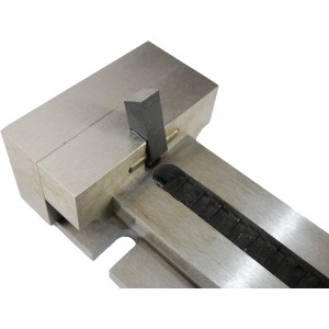 Rotwerk Maschinenschraubstock MSS 100 für Drehmaschinen, Detailaufnahme.