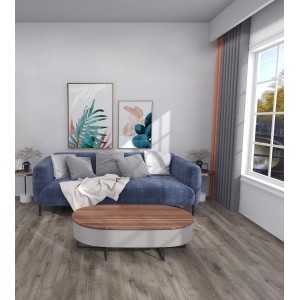 Wohnraum mit Click-Vinylboden Terpe Eiche, Bodenbelag in Holzoptik.