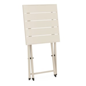 Beiger, klappbarer Beistelltisch TAYLOR für den Garten. Platzsparend und robust.