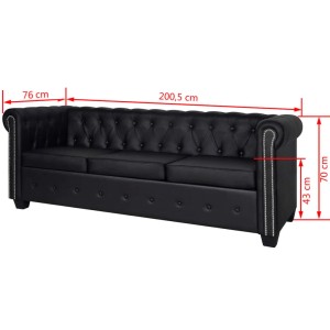 Schwarzes 3-Sitzer Chesterfield Sofa aus Kunstleder mit Knopfheftung und Nieten.
