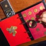Relaxdays Feinwaage mit Münzen und Lupe. Digitale Taschenwaage für unterwegs, ideal für Münzen, Gold und Schmuck.