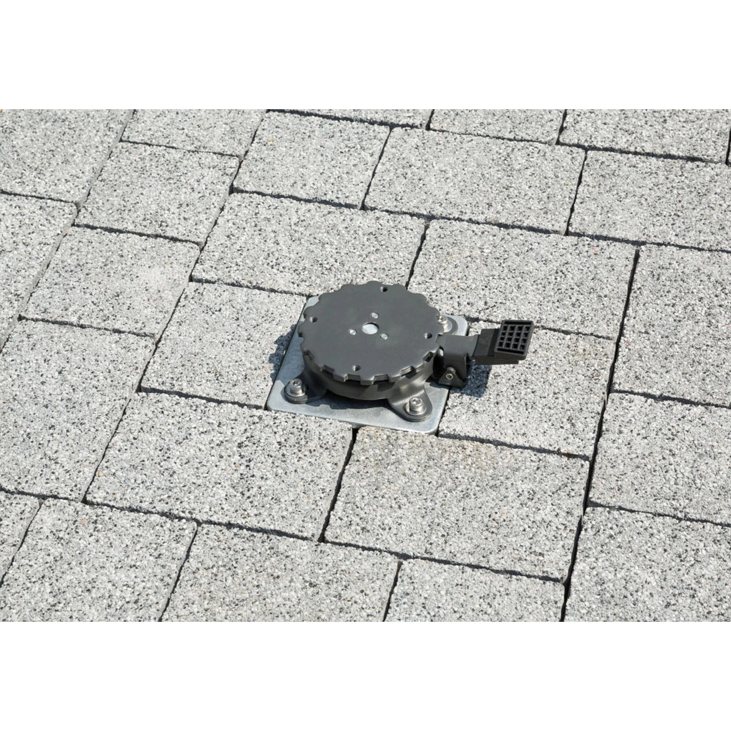 Schneider Universal-Bodenplatte zum Einbetonieren für Ampelschirme, Stahl verzinkt.