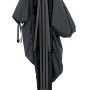 Zusammengefalteter, anthrazitfarbener Siena Garden Sichtschutz 150x280 cm mit Standfuß.