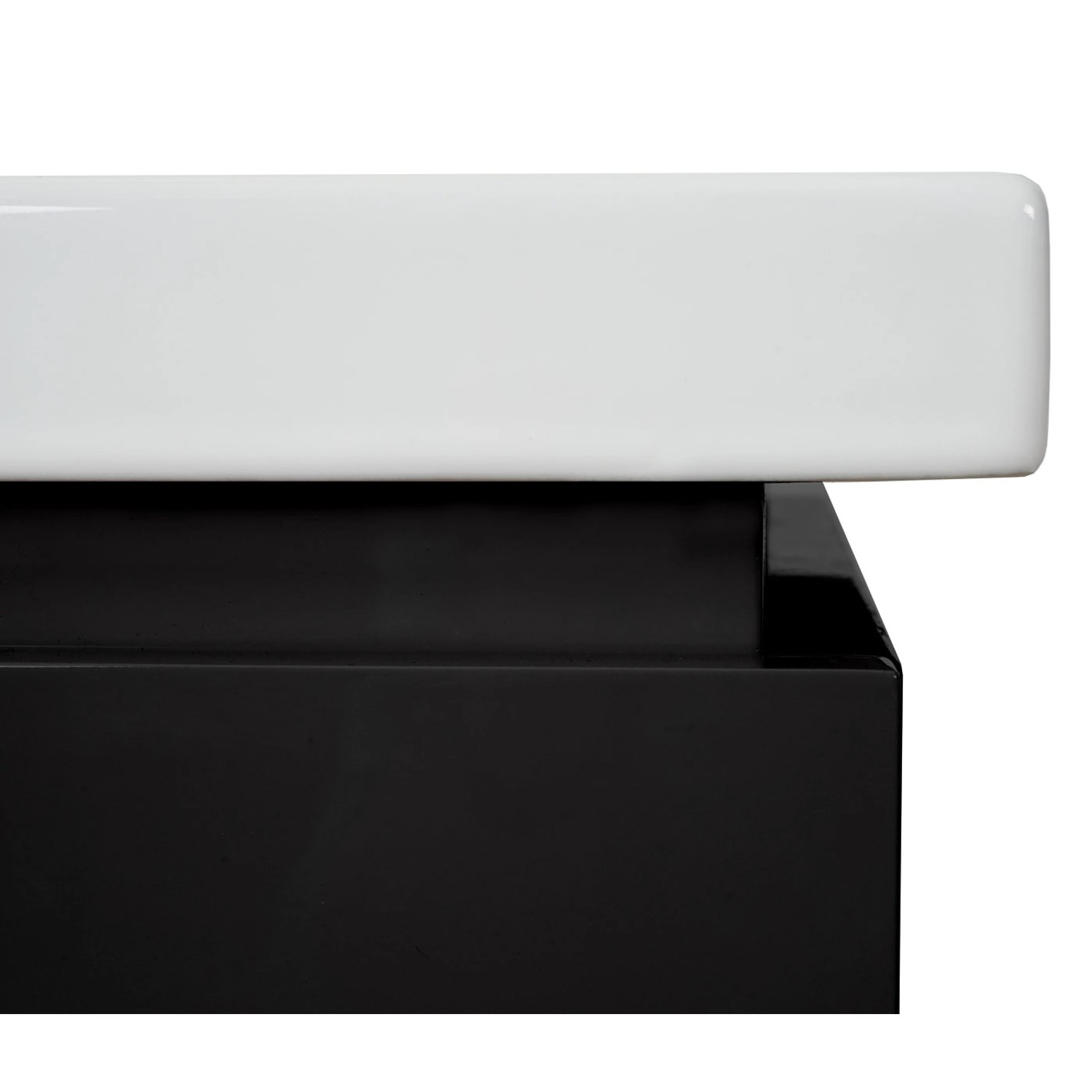 Detailaufnahme: Schwarzer MCW Waschbeckenunterschrank mit weißem Keramik-Waschbecken.