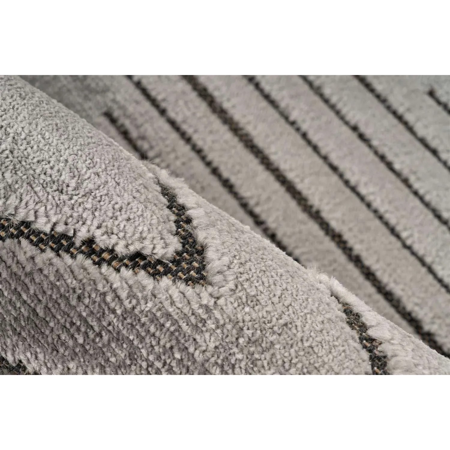 Detailansicht: Grauer MeGusta Kurzflor Teppich Mariana mit modernem Uni-Design, 160x230 cm.