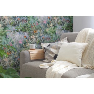 Vliestapete mit Blumen, Tieren, Dschungel-Motiv in Grün und Blau. Dekorative Tapete für Wohnräume.
