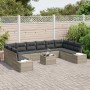 Hellgraues 11-teiliges vidaXL Garten-Sofa-Set aus Poly Rattan mit Kissen und Tisch.