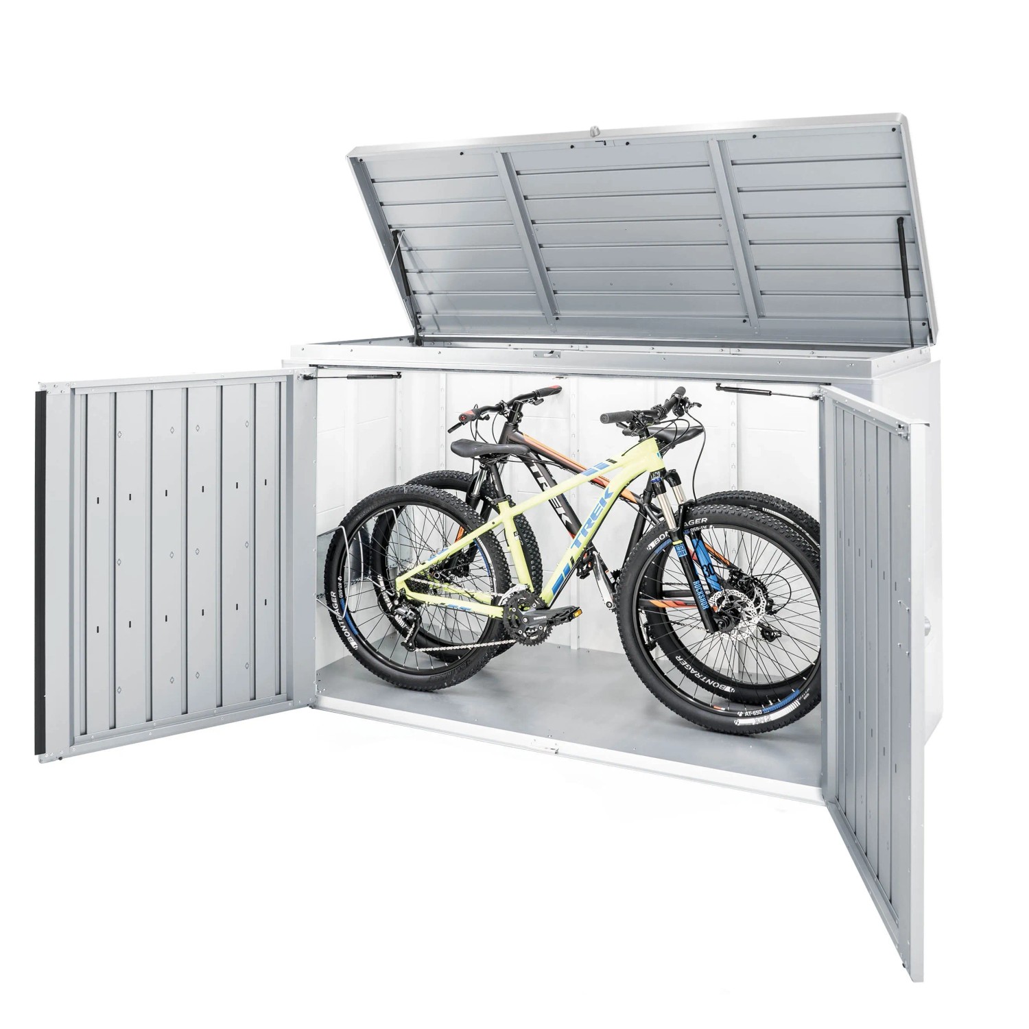 Geöffnete Biohort HighBoard 160 Gartenbox in Silber-Metallic mit zwei Fahrrädern darin.