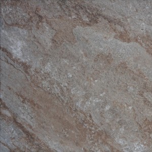 Terrassenplatte Feinsteinzeug Arizona Braun, 100x100 cm. Matte, glasierte Oberfläche mit leichter Marmorierung.