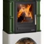 Justus Bavaria Kaminofen, grüne Keramikverkleidung, 7 kW Leistung, mit Holz befeuert.