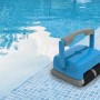 Blauer Akku-Poolroboter Orca 300 CL für Boden, Wand und Wasserlinie im Pool.