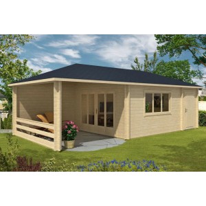 Unbehandeltes Alpholz Gartenhaus Montana-44 mit Anbaudach im Garten.