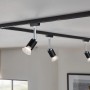 Paulmann URail Schienensystem mit drei schwarzen Spots in matt-Chrom Optik.