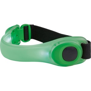 Grünes LED Armband für Outdoor-Aktivitäten wie Laufen und Radfahren.