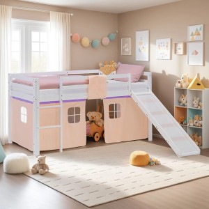 Weißes Kinder Hochbett 90x200 mit Rutsche, Leiter und lila-peachfarbenem Vorhang für Spielbereich.