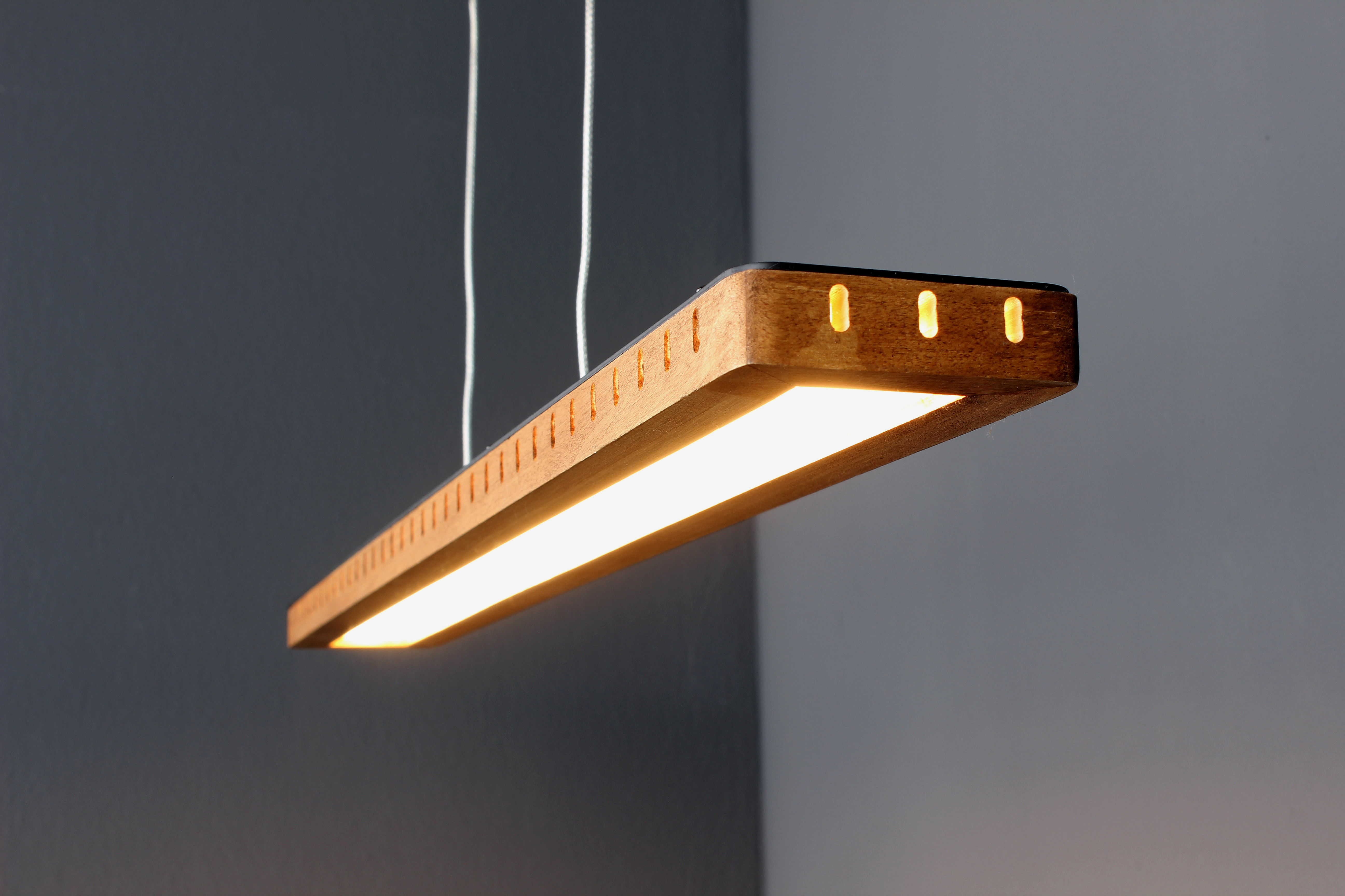 Luce Design LED-Pendelleuchte Solaris 1-flammig Schwarz-Holz 70 cm x 120 cm  kaufen bei OBI | Pendelleuchten