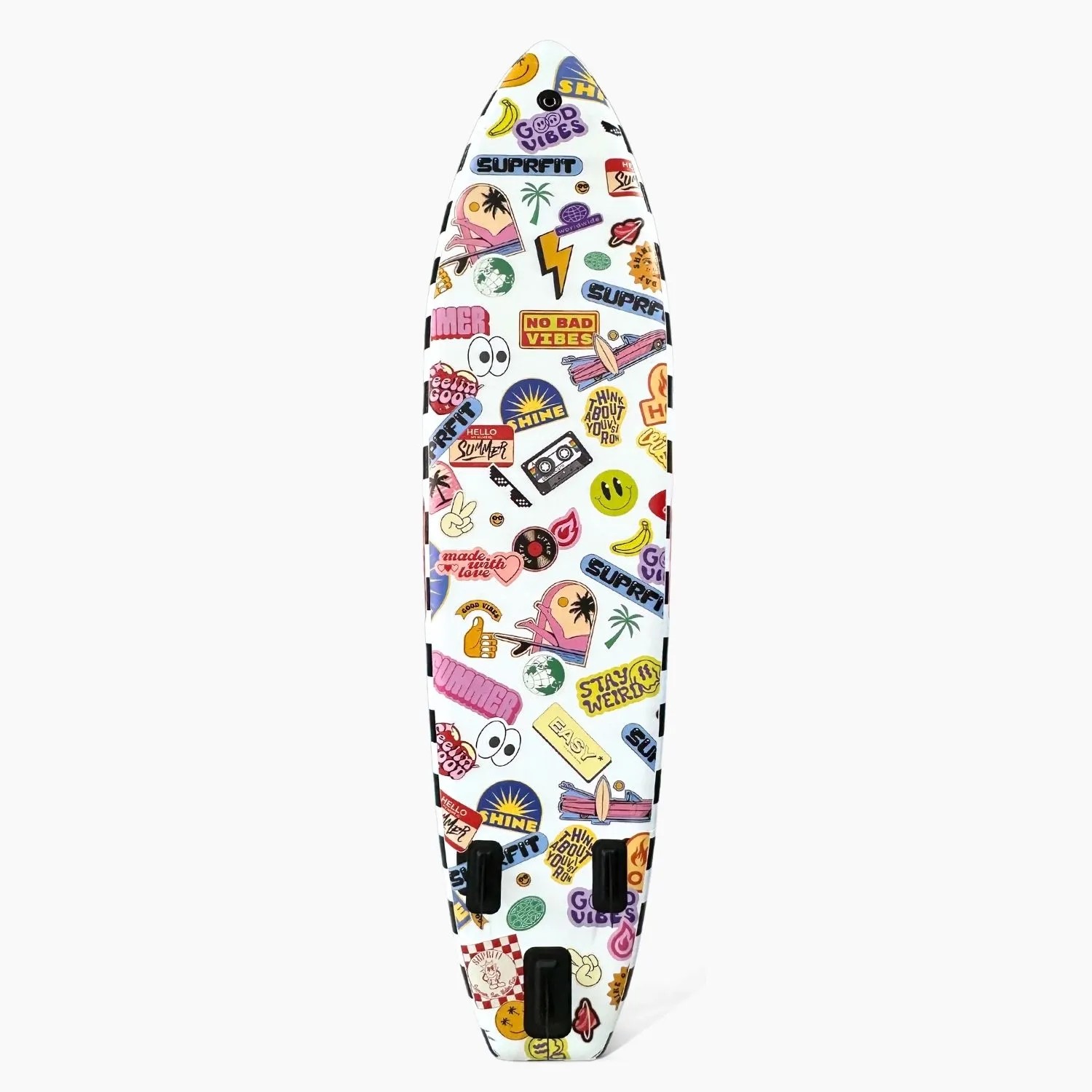 Weißes Suprfit SUP Board mit bunten Stickern und schwarzen Finnen. Aufblasbares Stand-Up Paddling Board für Wassersport.