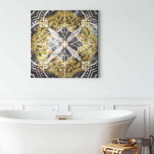 Quadratisches Wandbild im orientalischen Stil mit Fliesenmuster in Grau und Gold.