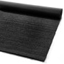 Schwarze KARAT Kokosmatte, 40x60 cm, als Eingangsmatte oder Fußabtreter, gerollt dargestellt.