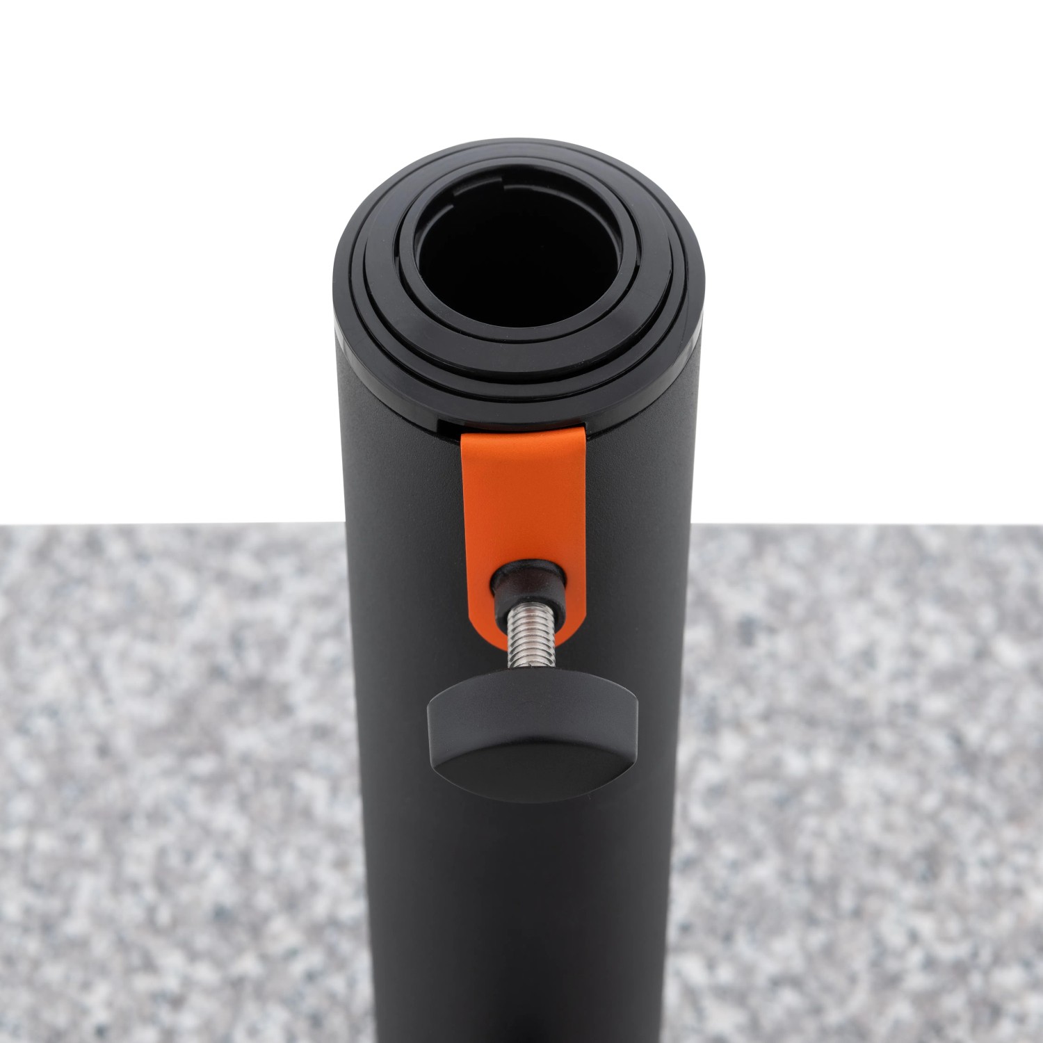 Detailaufnahme: Doppler Granitsockel myZone Rollbar 40 kg, grau, mit Feststellschraube.