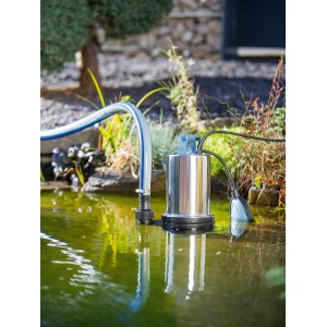 Tauchpumpe 1100 W im Teich, Schmutzwasserpumpe mit Schlauch und Schwimmerschalter.