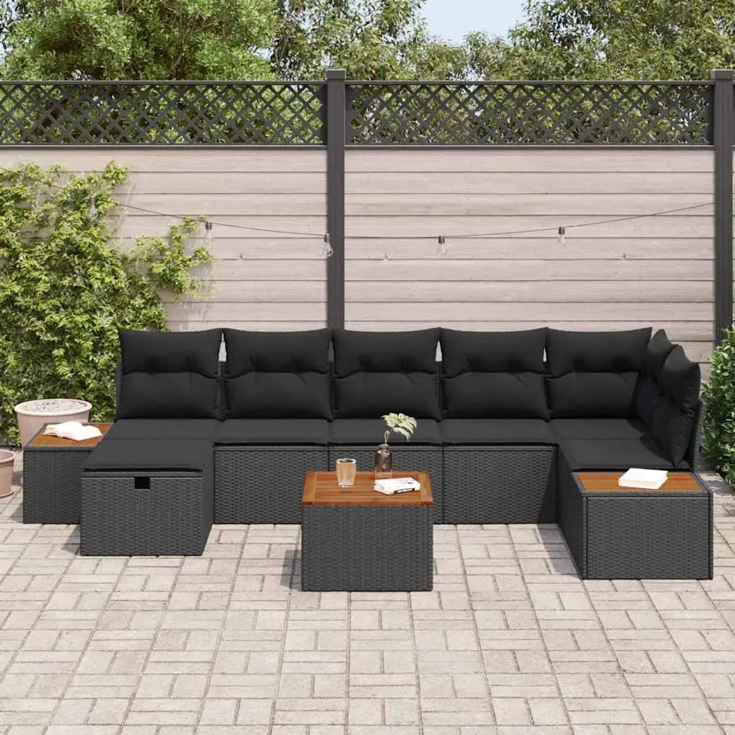 Schwarzes 8-teiliges Garten-Sofa-Set aus Poly Rattan mit Kissen und Stauraum von vidaXL.