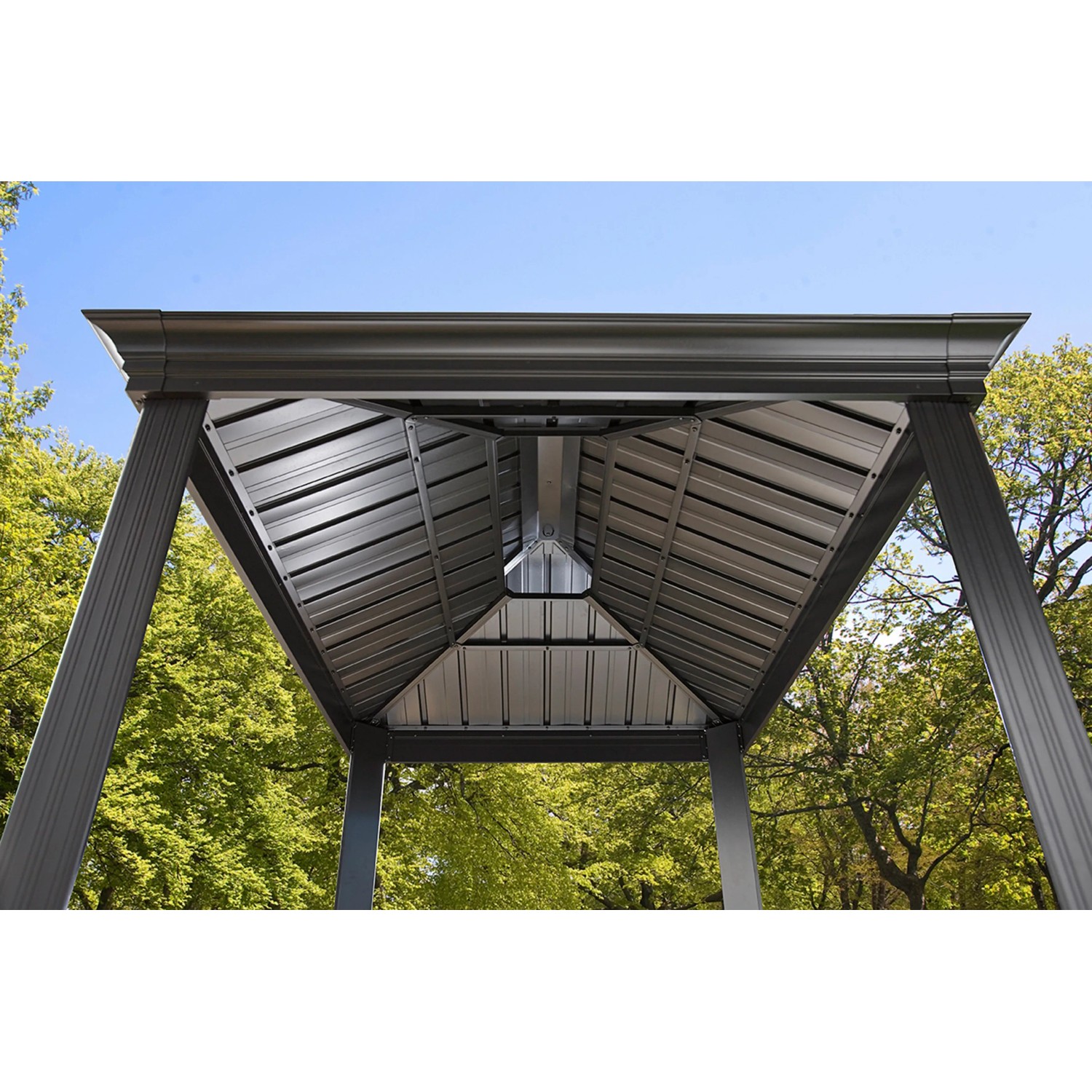 Detailansicht des Sojag Grillpavillon Messina BBQ in Anthrazit mit Aluminiumrahmen und Stahldach.
