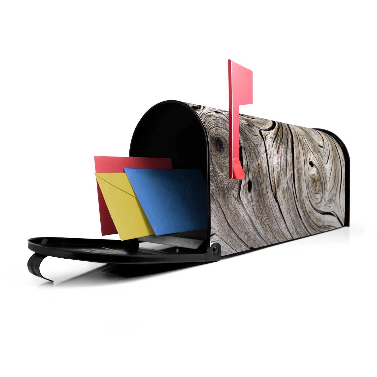 Banjado US Briefkasten Schwarz mit Holzwirbel-Motiv, gefüllt mit Briefen.