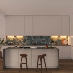 Beleuchtete Küche mit Philips LED-Röhre T5 G5, die unter den Hängeschränken angebracht ist.