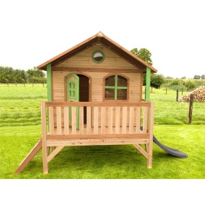 Axi Spielhaus Stef mit Rutsche, braun/grün/grau, aus FSC®-Holz, mit Veranda und Fenstern.